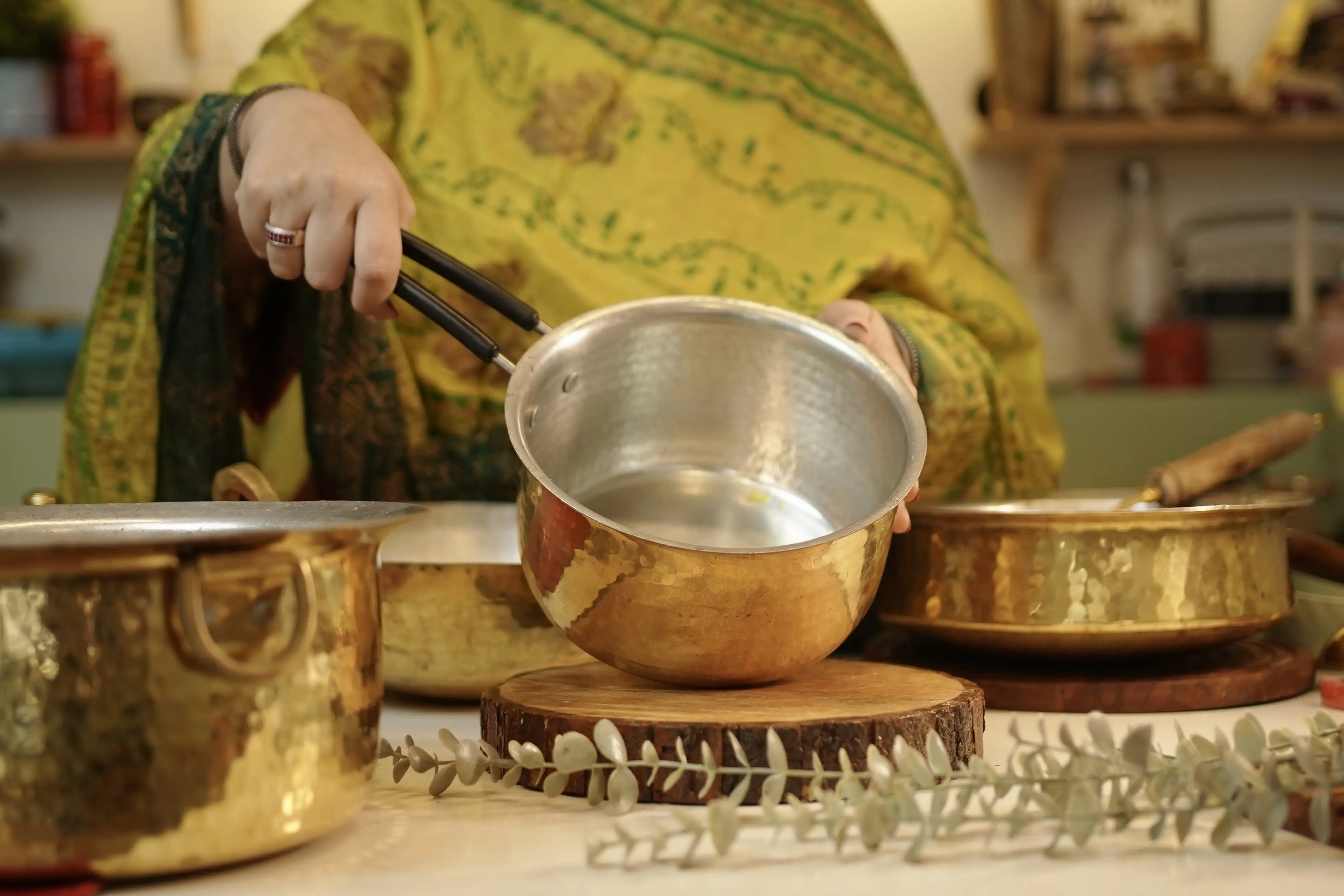 Brass Saucepan - Tin Coated with Heat-Resistant Handle - Kalasians